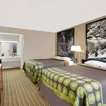 Super 8 By Wyndham Athens Μοτέλ Εξωτερικό φωτογραφία